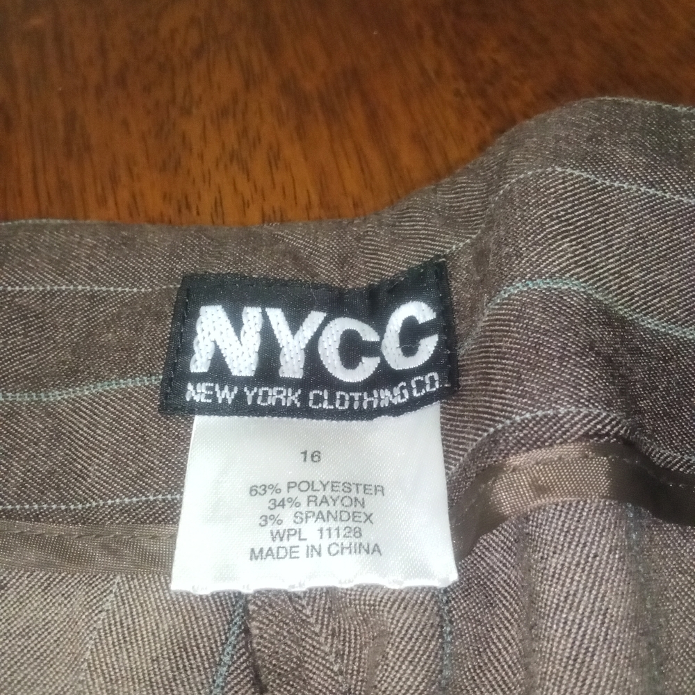 Pin striped slacks - Picture 6 of 8